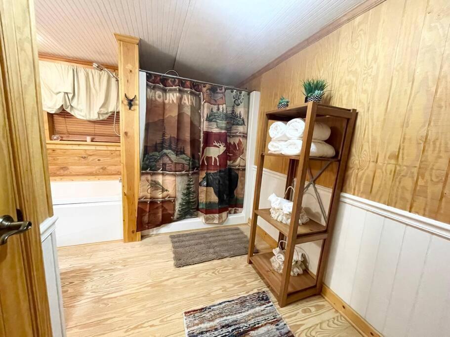 One Of A Kind Rustic Log Cabin Near Bryce Resort - Large Game Room - Fire Pit - Large Deck - Bbq Basye 外观 照片