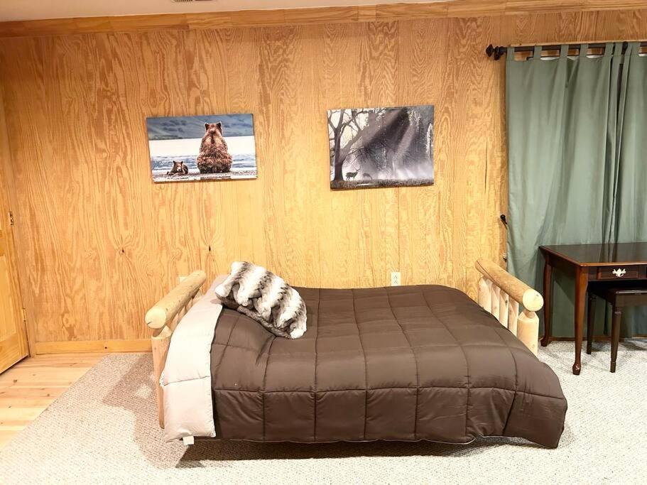 One Of A Kind Rustic Log Cabin Near Bryce Resort - Large Game Room - Fire Pit - Large Deck - Bbq Basye 外观 照片