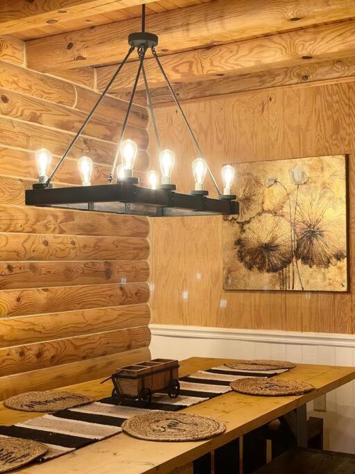 One Of A Kind Rustic Log Cabin Near Bryce Resort - Large Game Room - Fire Pit - Large Deck - Bbq Basye 外观 照片